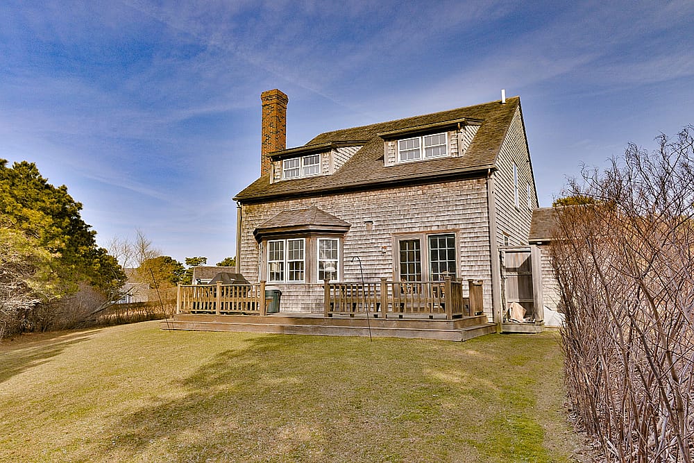 25 High Brush Path Nantucket MA