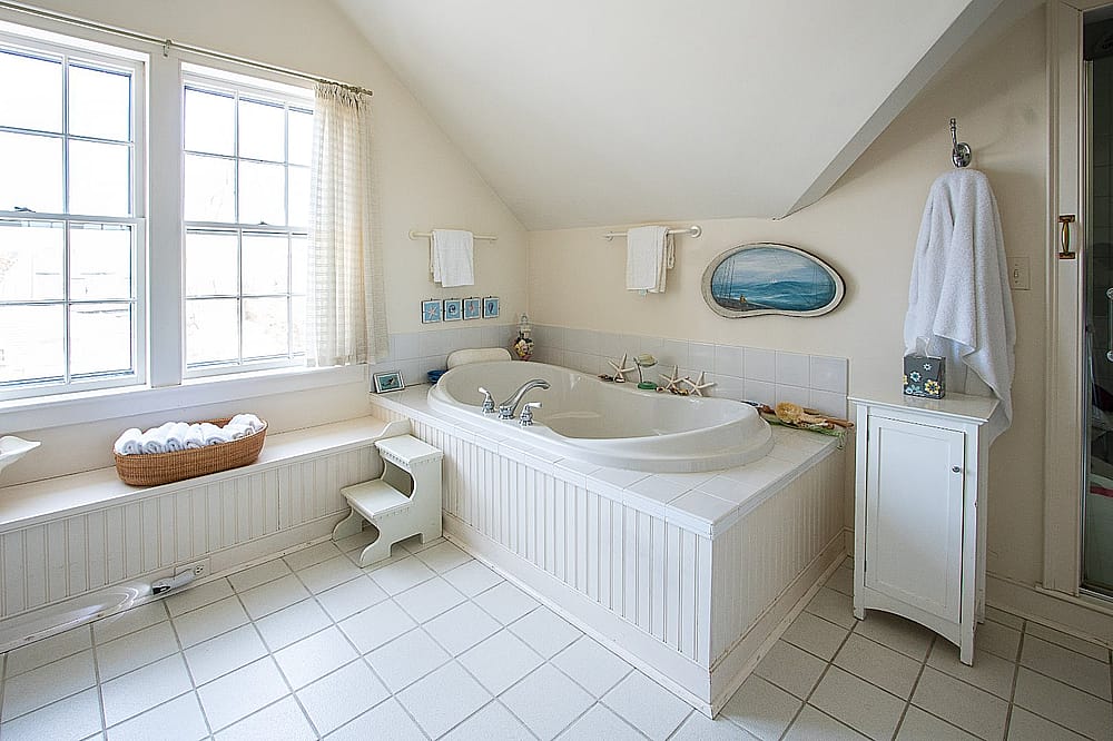 26 Monomoy Road Nantucket MA