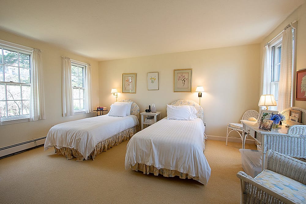 26 Monomoy Road Nantucket MA