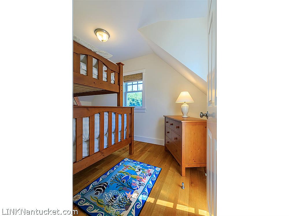 25 Dartmouth Street Nantucket MA