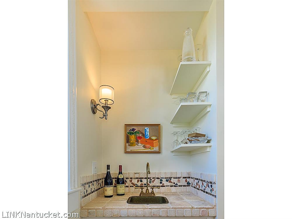 25 Dartmouth Street Nantucket MA