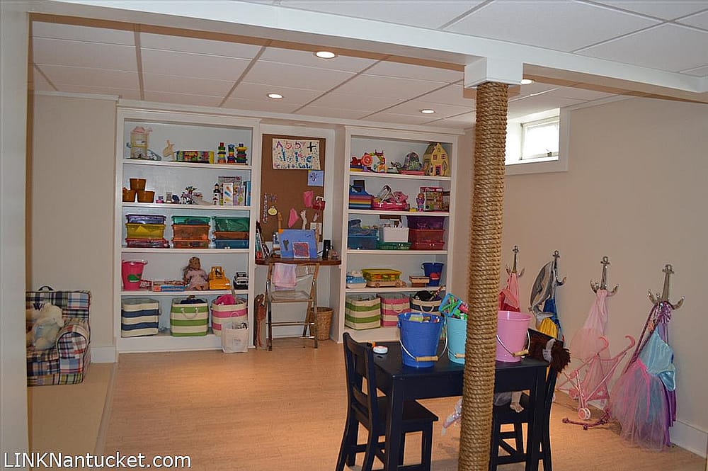 8 Mayhew Road Nantucket MA