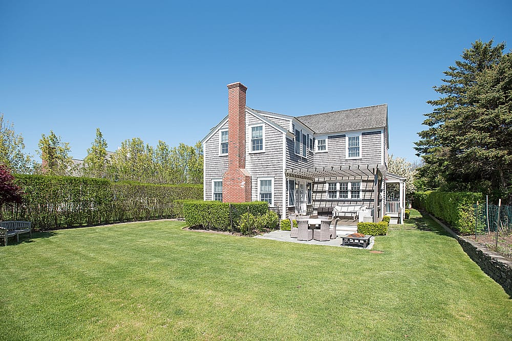 106 Cliff Road Nantucket MA