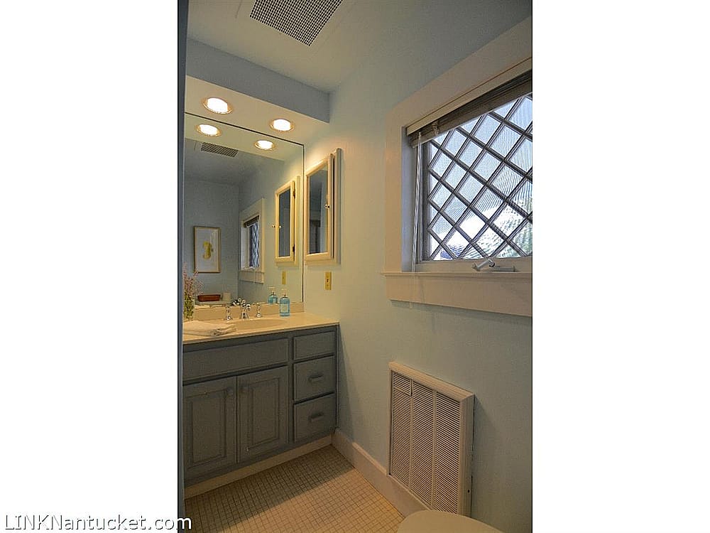 1 East Lincoln Avenue Nantucket MA