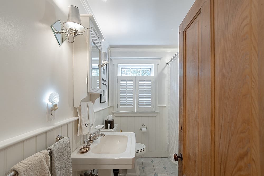 91 Hummock Pond Road Nantucket MA