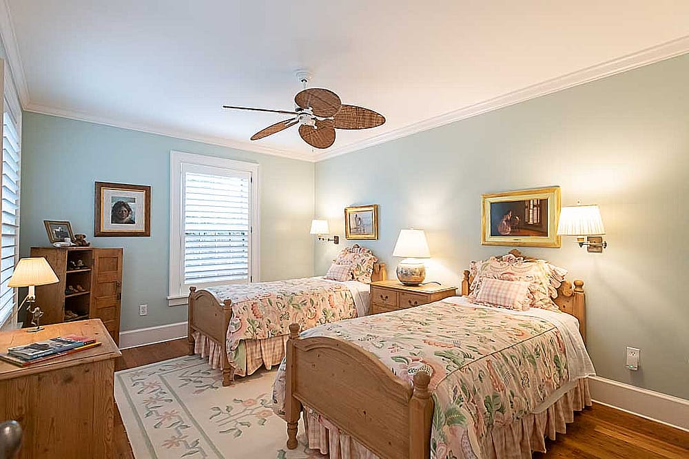 8 Jefferson Avenue Nantucket MA