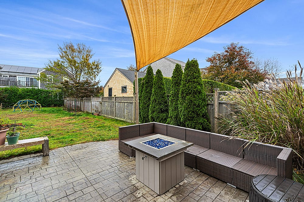 8 Essex Road Nantucket MA