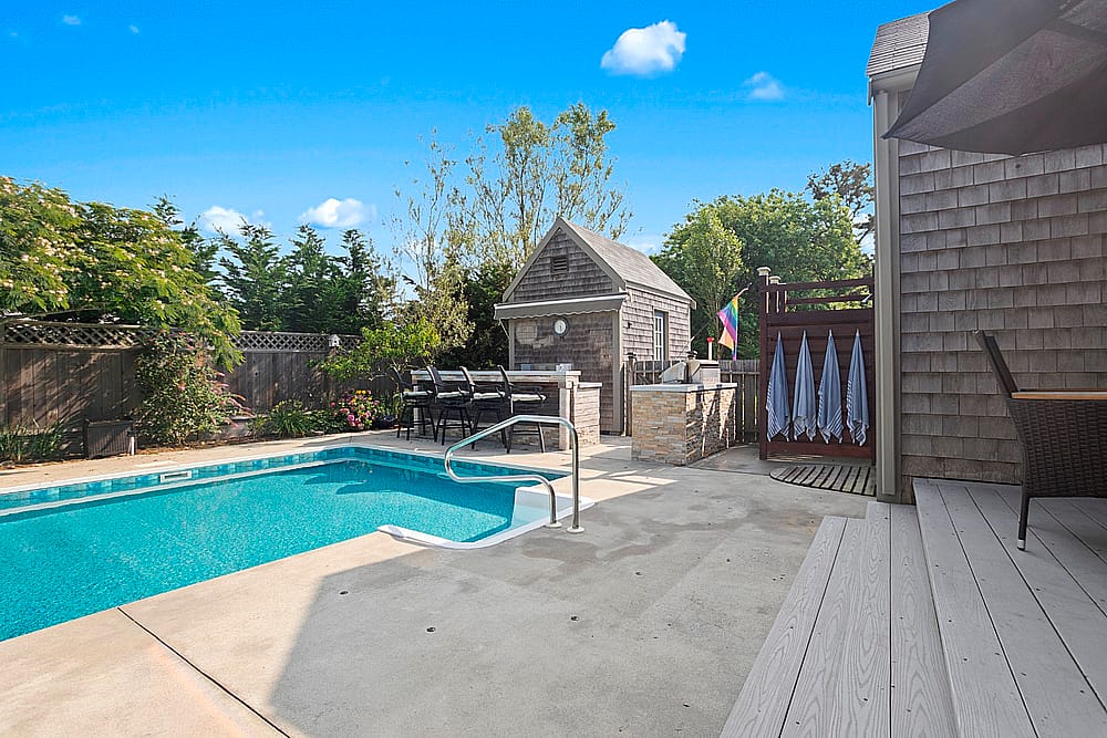 33 Bartlett Road Nantucket MA