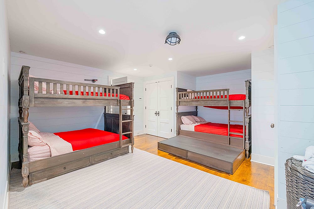 15 Hallowell Lane Nantucket MA