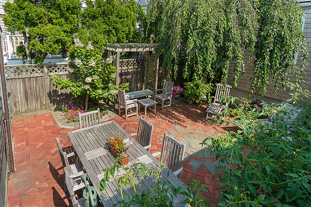 27 Walsh Street Nantucket MA