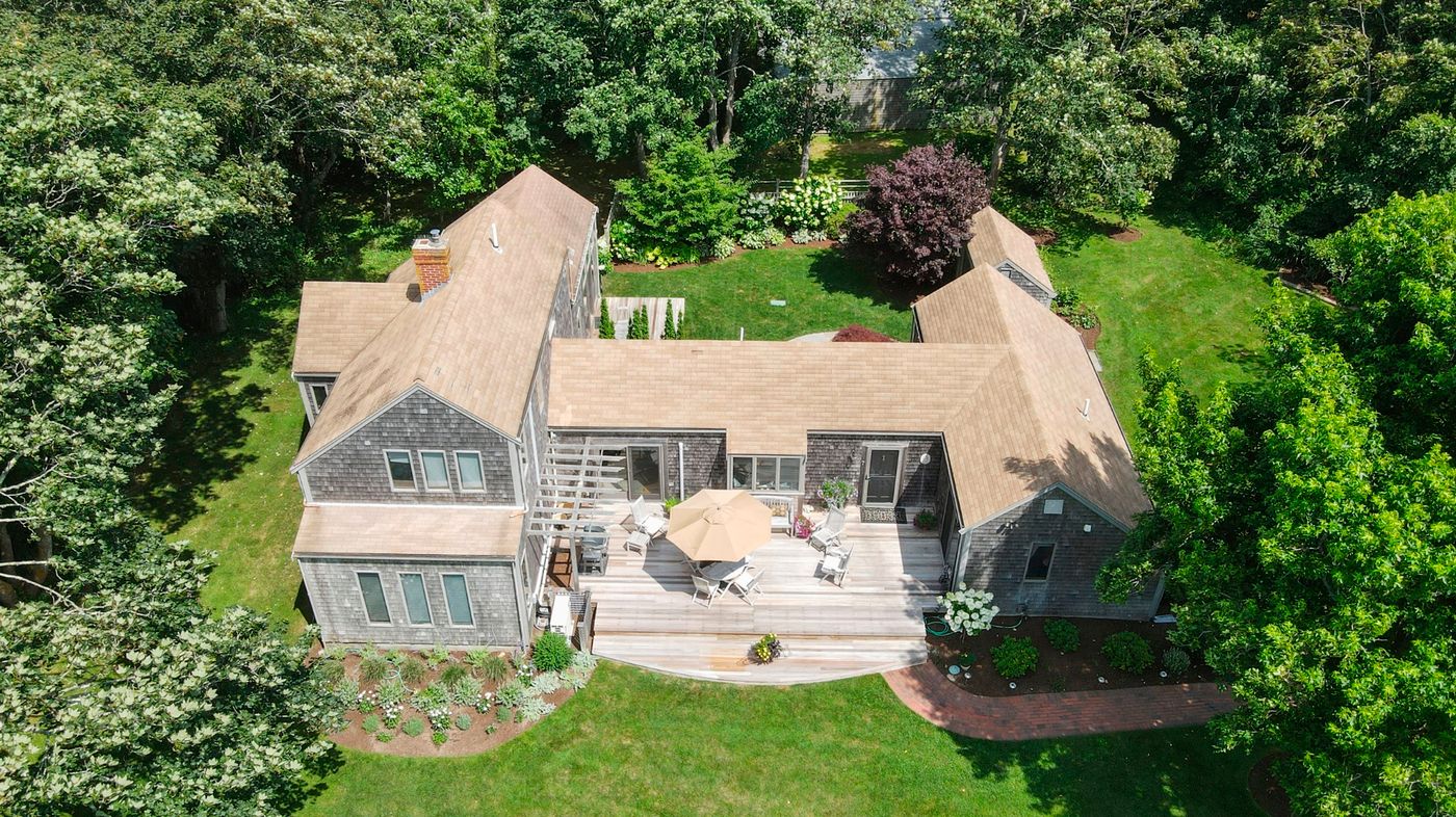 7 Oak Hollow Lane Nantucket MA