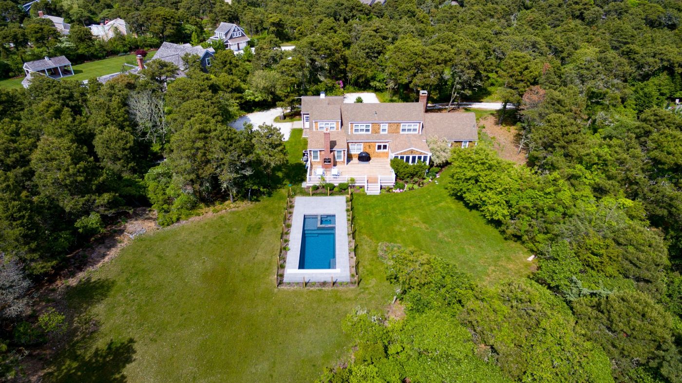 16 Gladlands Avenue Nantucket MA