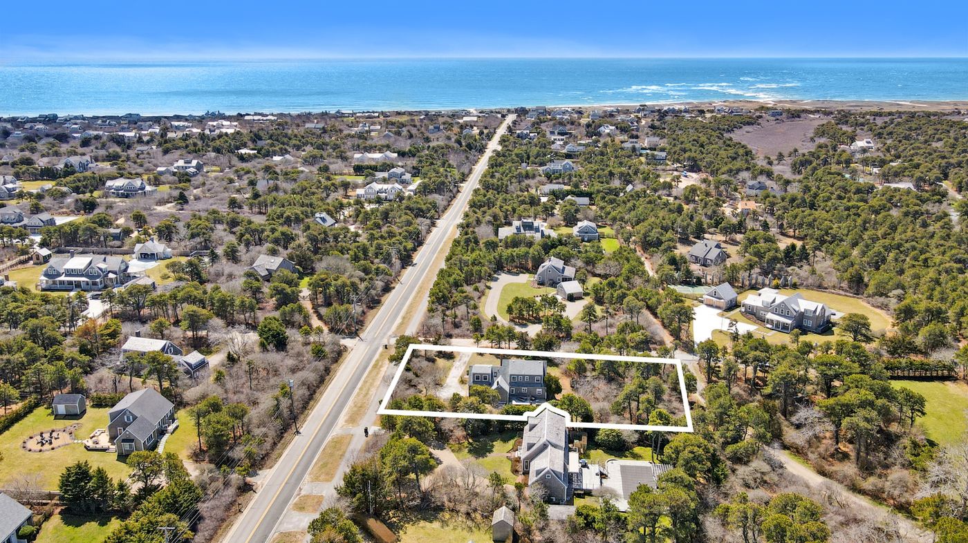 137 Surfside Road Nantucket MA