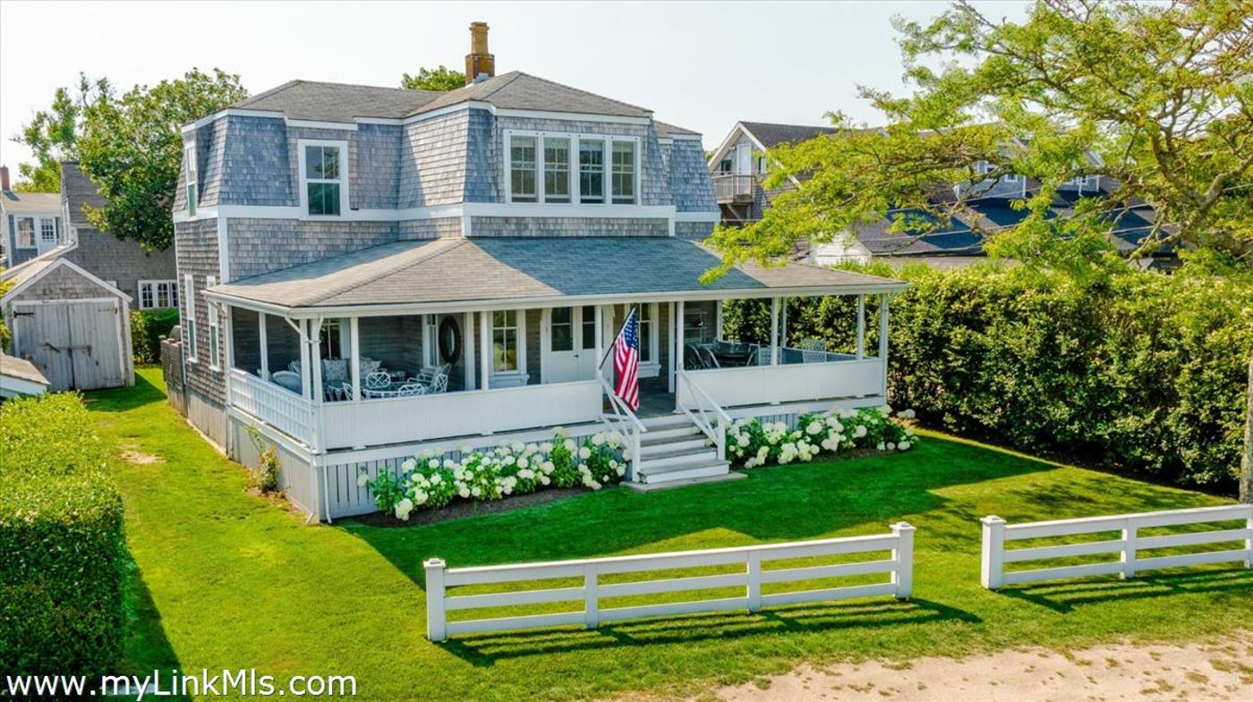 21 Ocean Avenue Nantucket MA