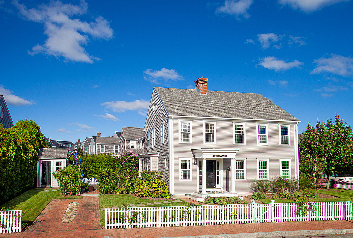 52 Goldfinch Drive Nantucket MA