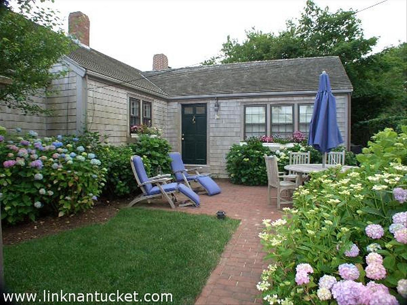 16 Warren Street Nantucket MA