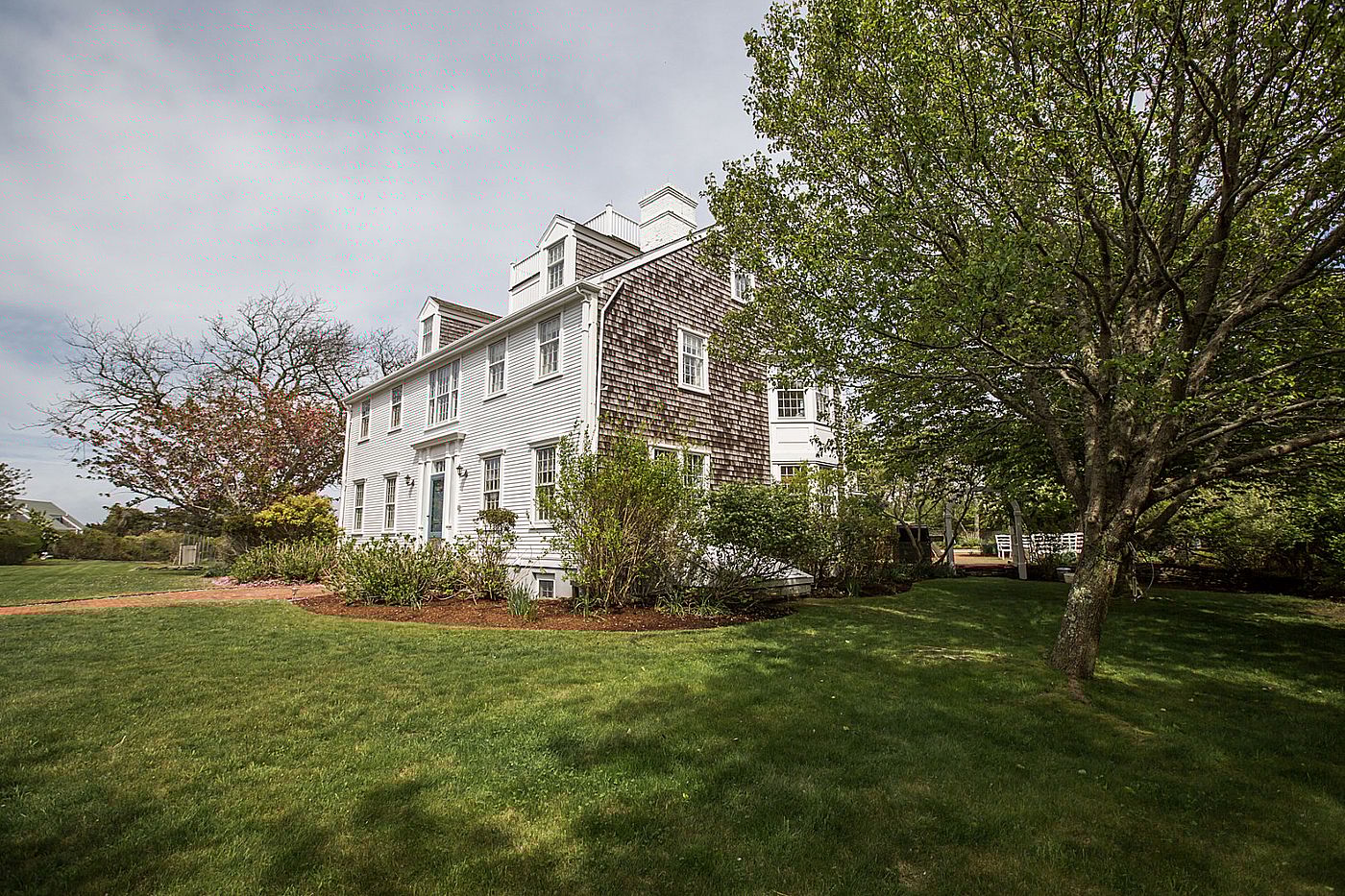 33 Monomoy Road Nantucket MA