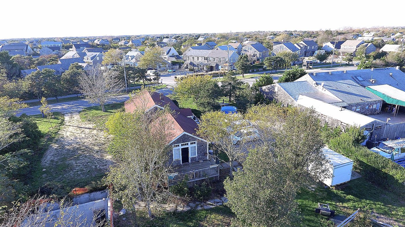 46 Surfside Road Nantucket MA