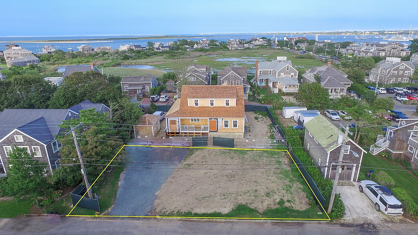 7 Walsh Street Nantucket MA