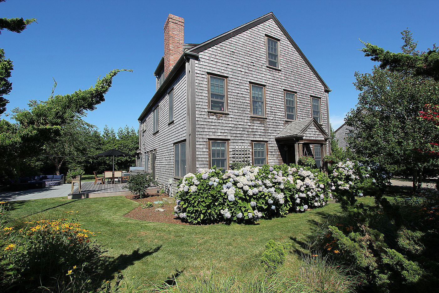 21 A Daffodil Lane Nantucket MA