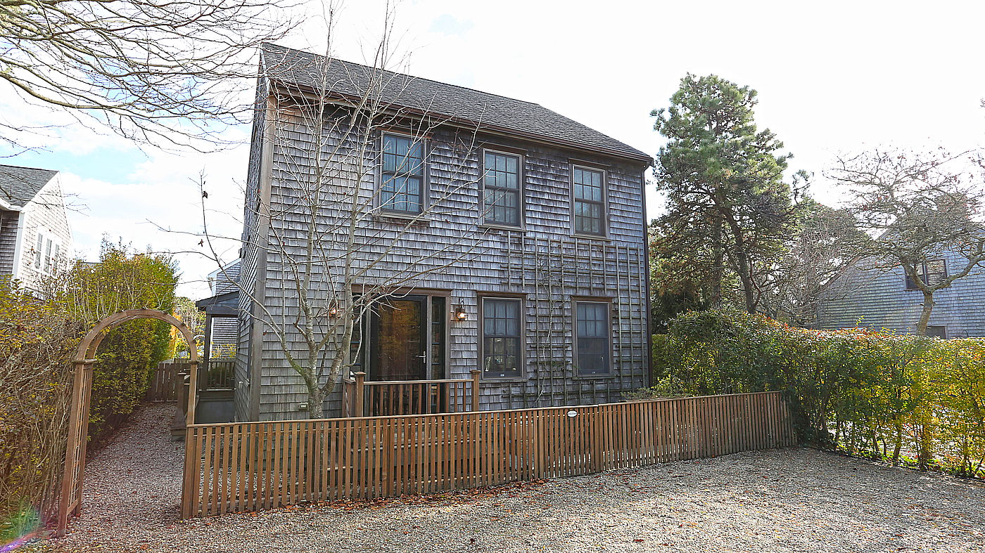 15A Pine Tree Road Nantucket MA