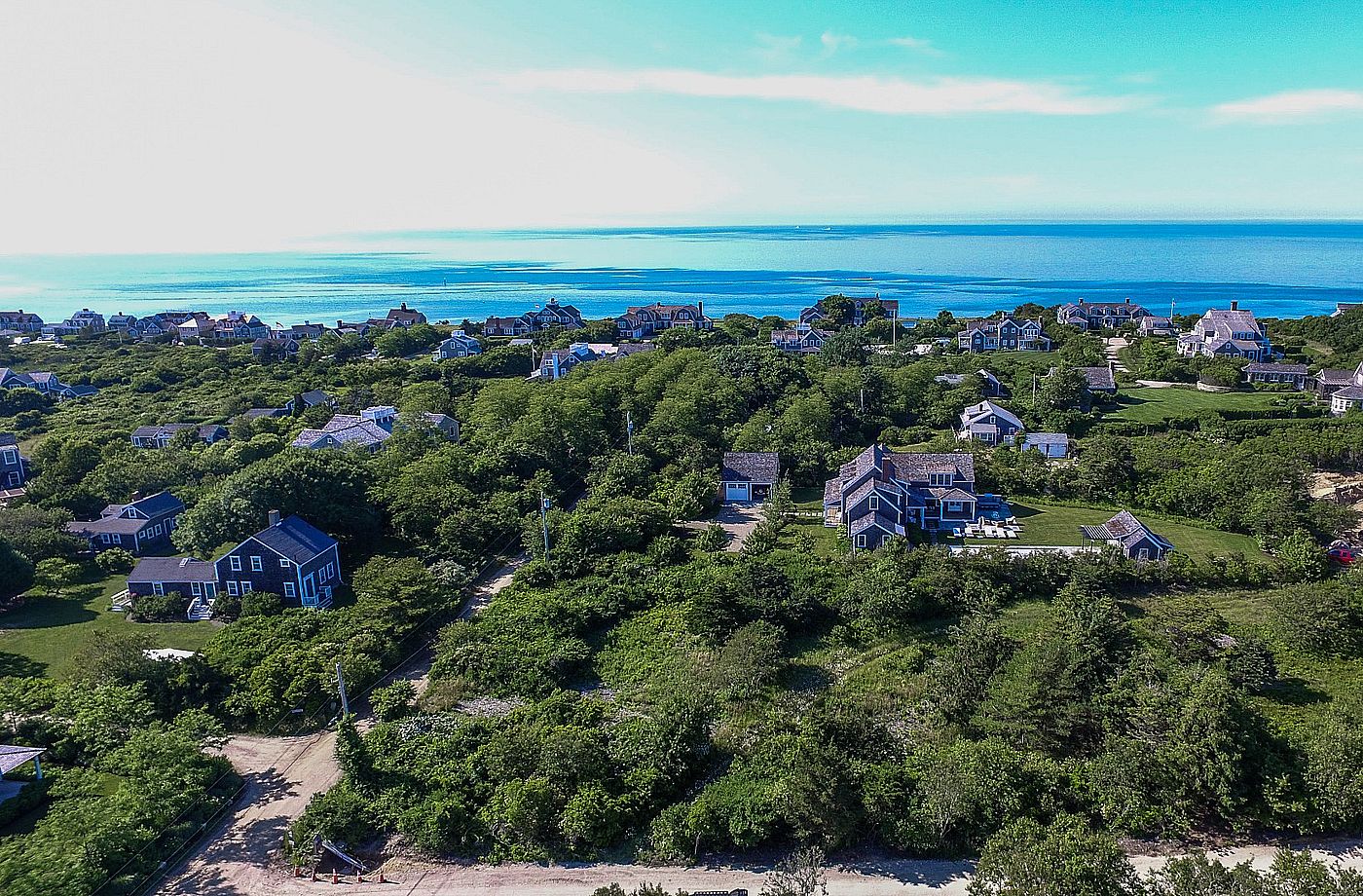 9 Hinckley Lane Nantucket MA