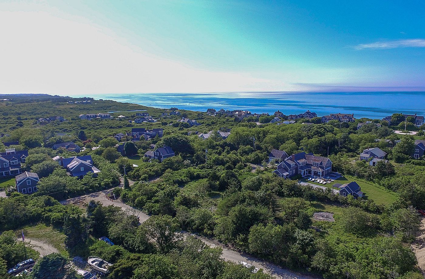 9 Hinckley Lane Nantucket MA