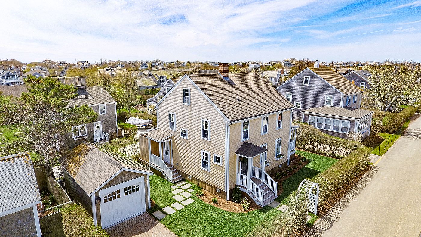38 Walsh Street Nantucket MA