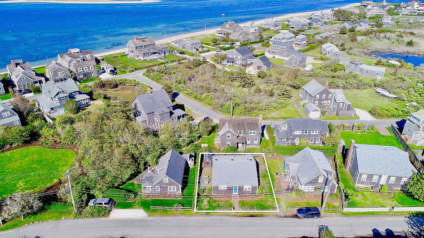 33 Walsh Street Nantucket MA