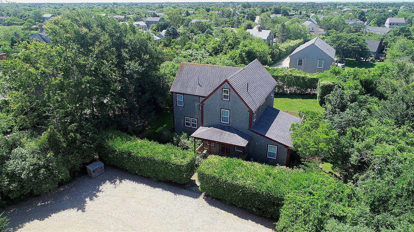66 Milk Street Nantucket MA