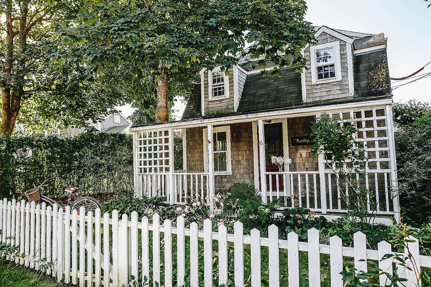 6 Magnolia Avenue Nantucket MA