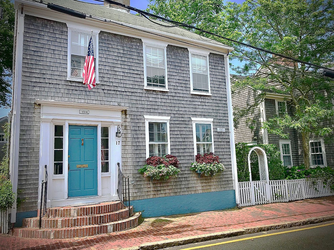 17 Pine Street Nantucket MA