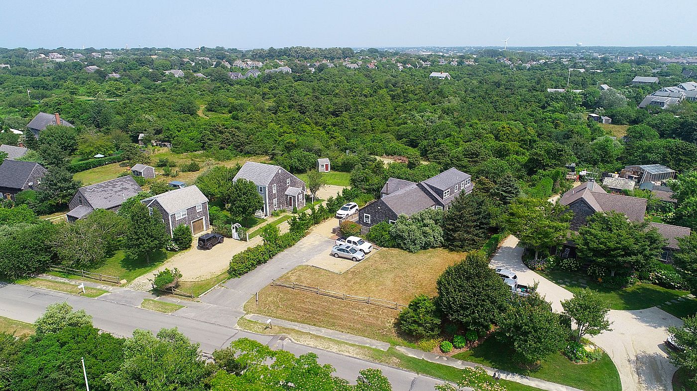 29 Friendship Lane Nantucket MA
