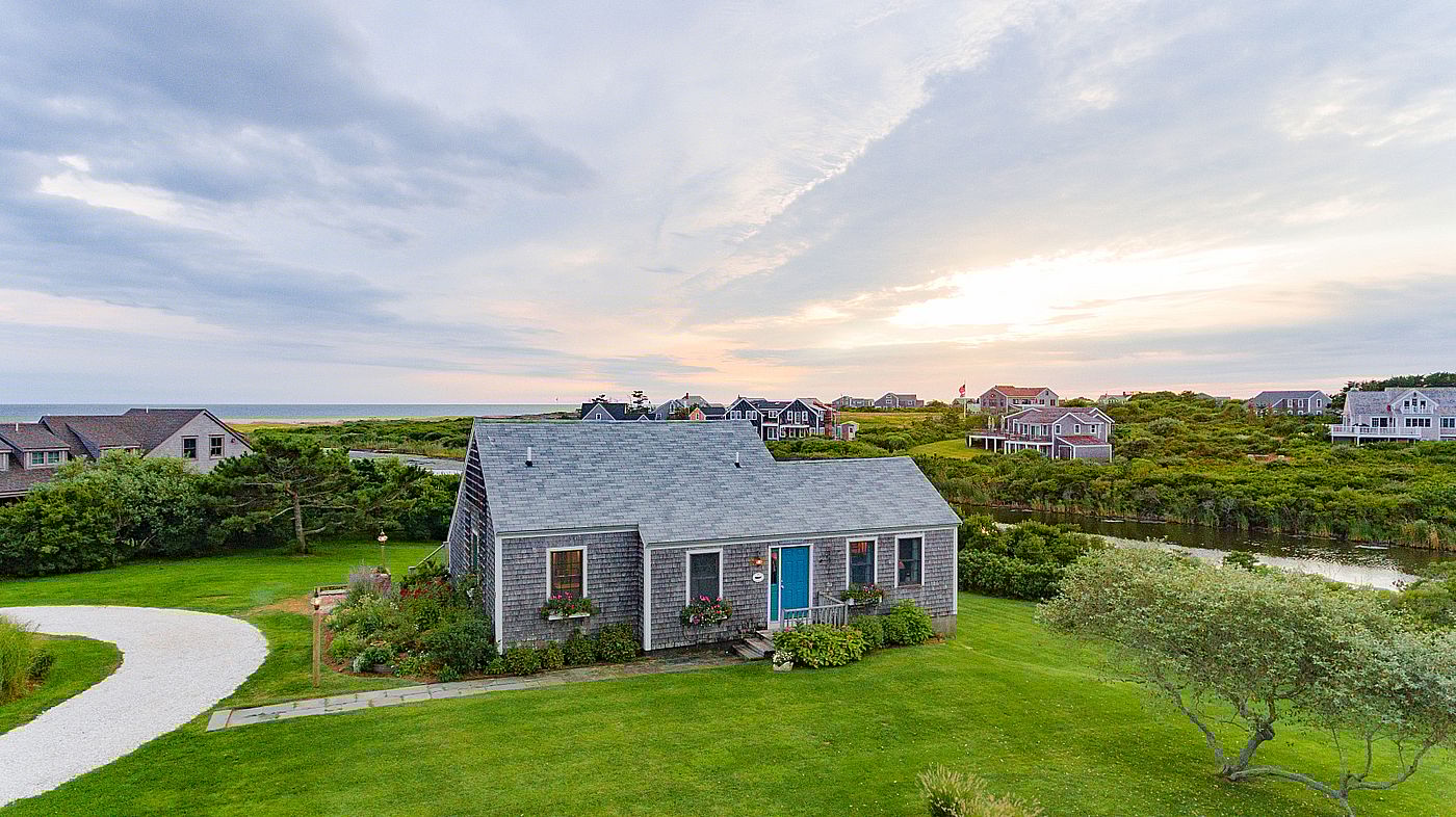 9 Columbus Avenue Nantucket MA