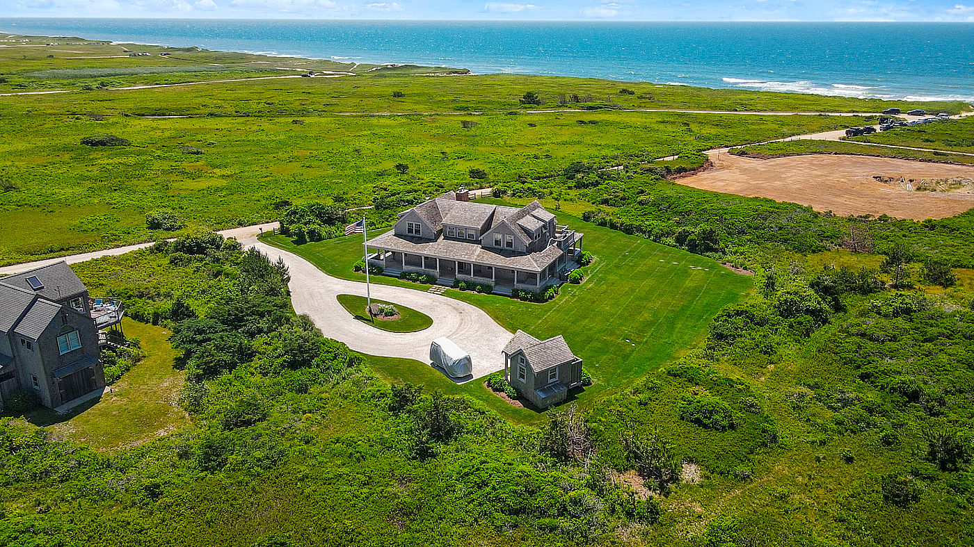 19 Austine Locke Way Nantucket MA