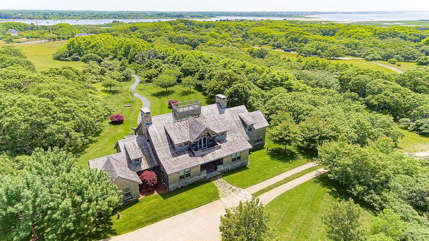 19 Medouie Creek Road Nantucket MA
