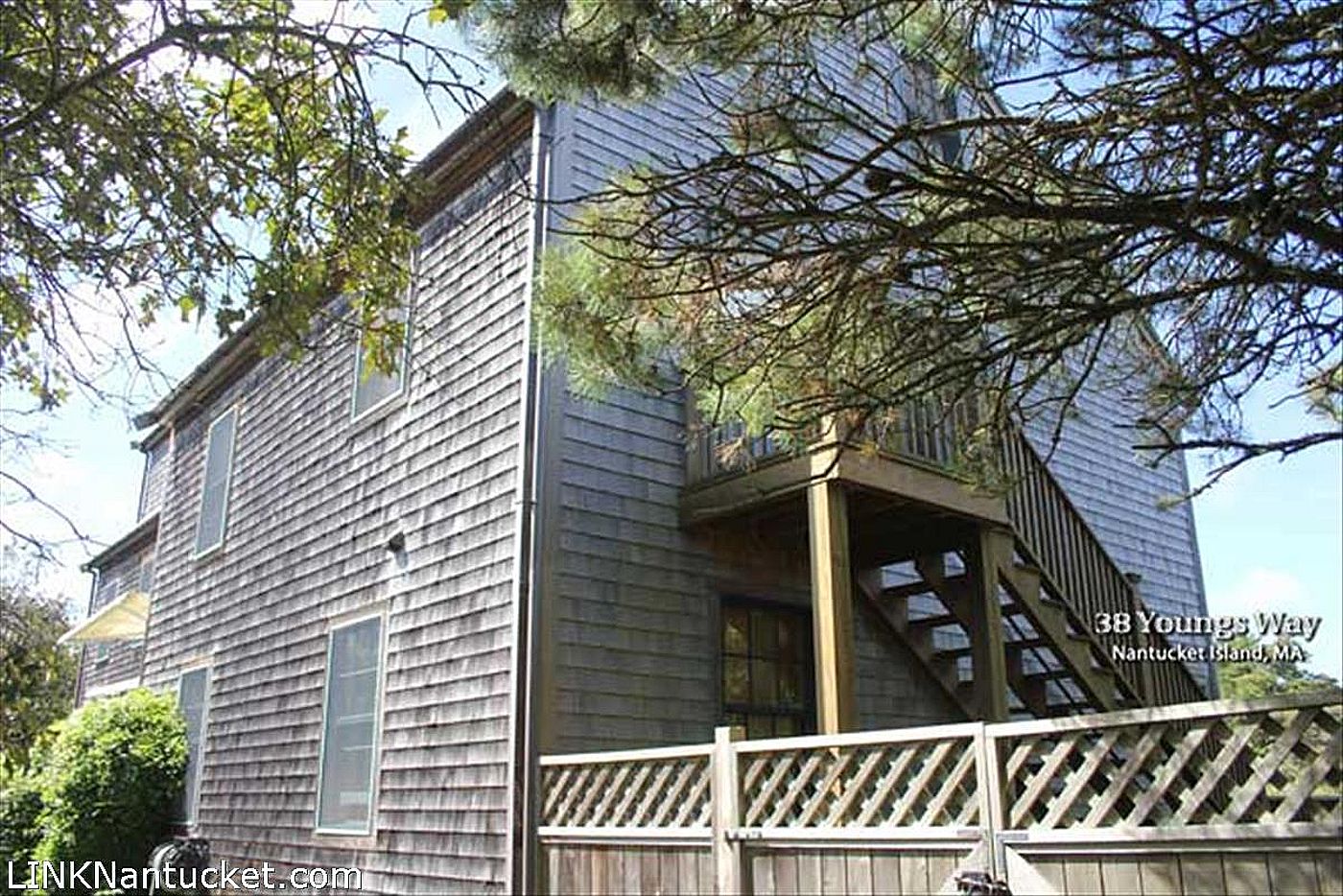 38 Youngs Way Nantucket MA