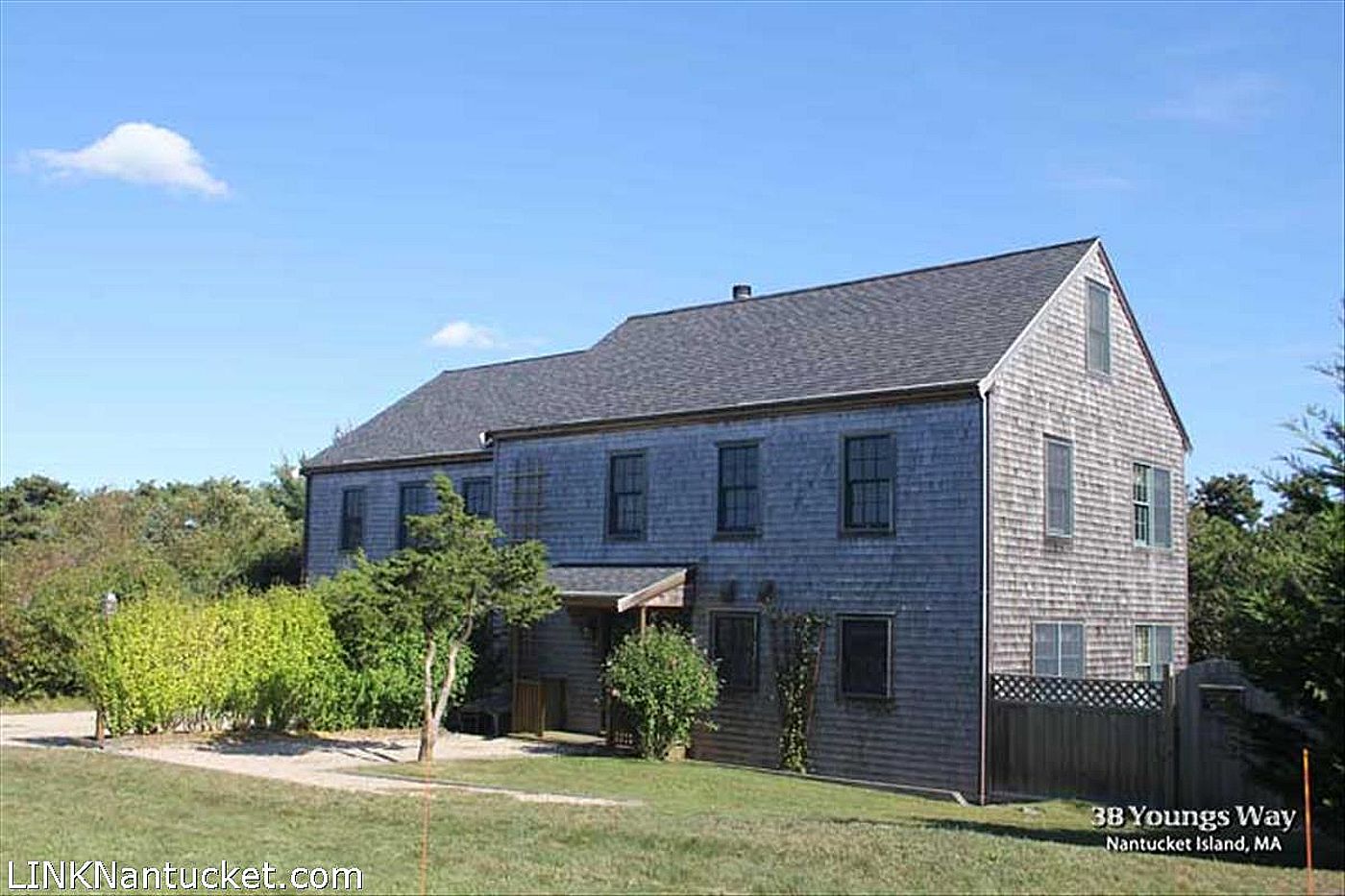 38 Youngs Way Nantucket MA