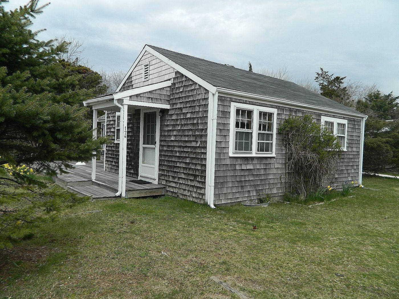 17A Bartlett Road Nantucket MA
