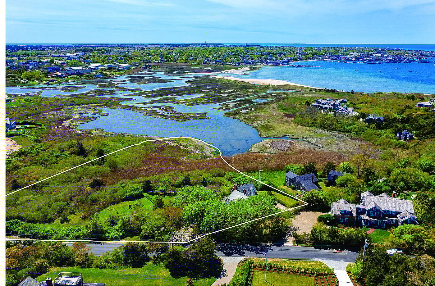 26 Monomoy Road Nantucket MA