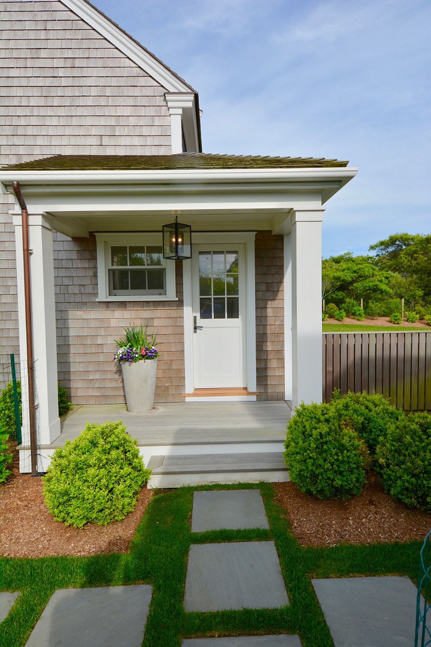 27 Monomoy Road Nantucket MA