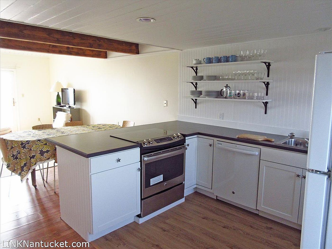 46 Arkansas Avenue Nantucket MA