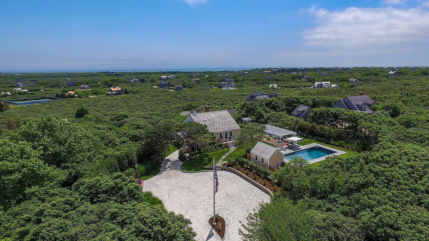 21 Lyons Lane Nantucket MA
