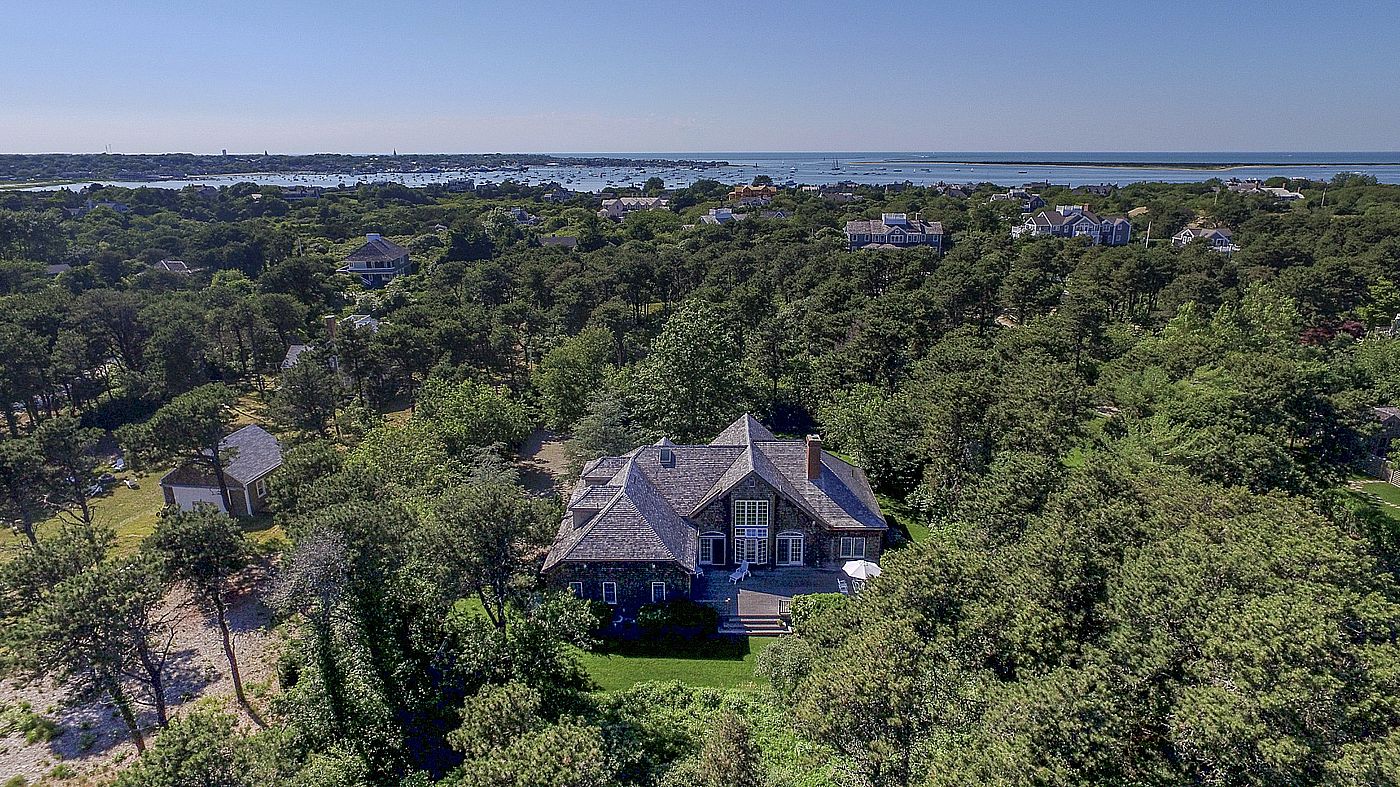 33 Brewster Road Nantucket MA