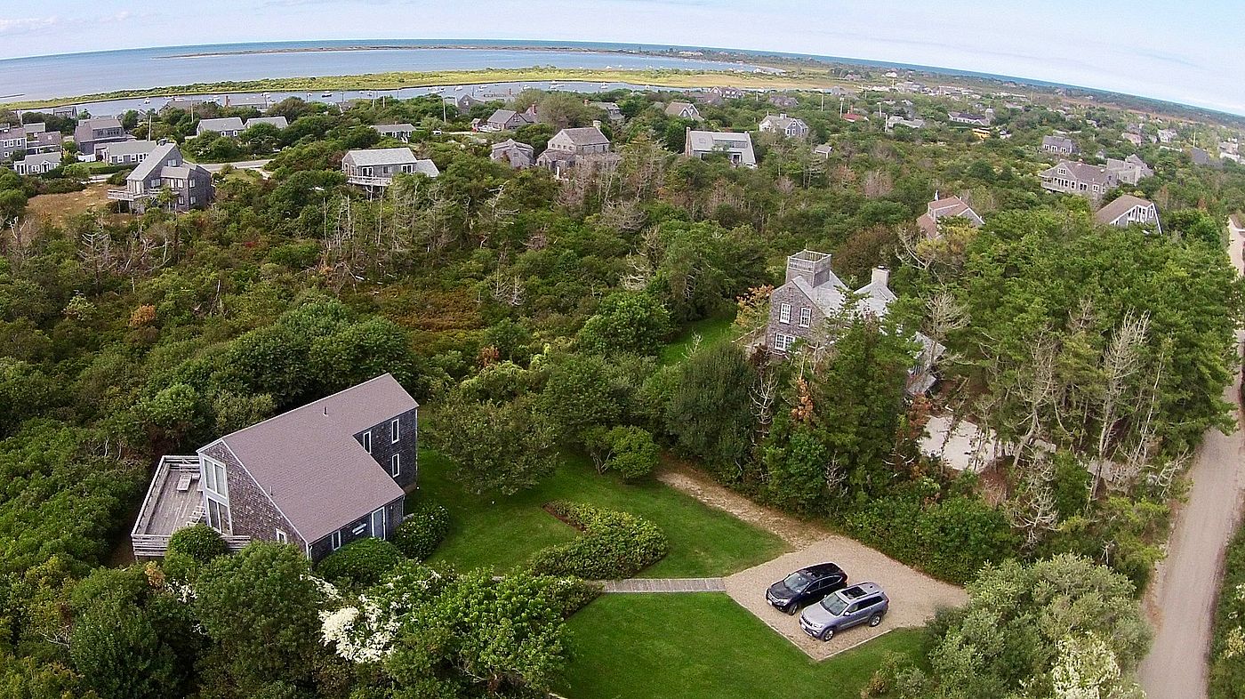 17 Starbuck Road Nantucket MA