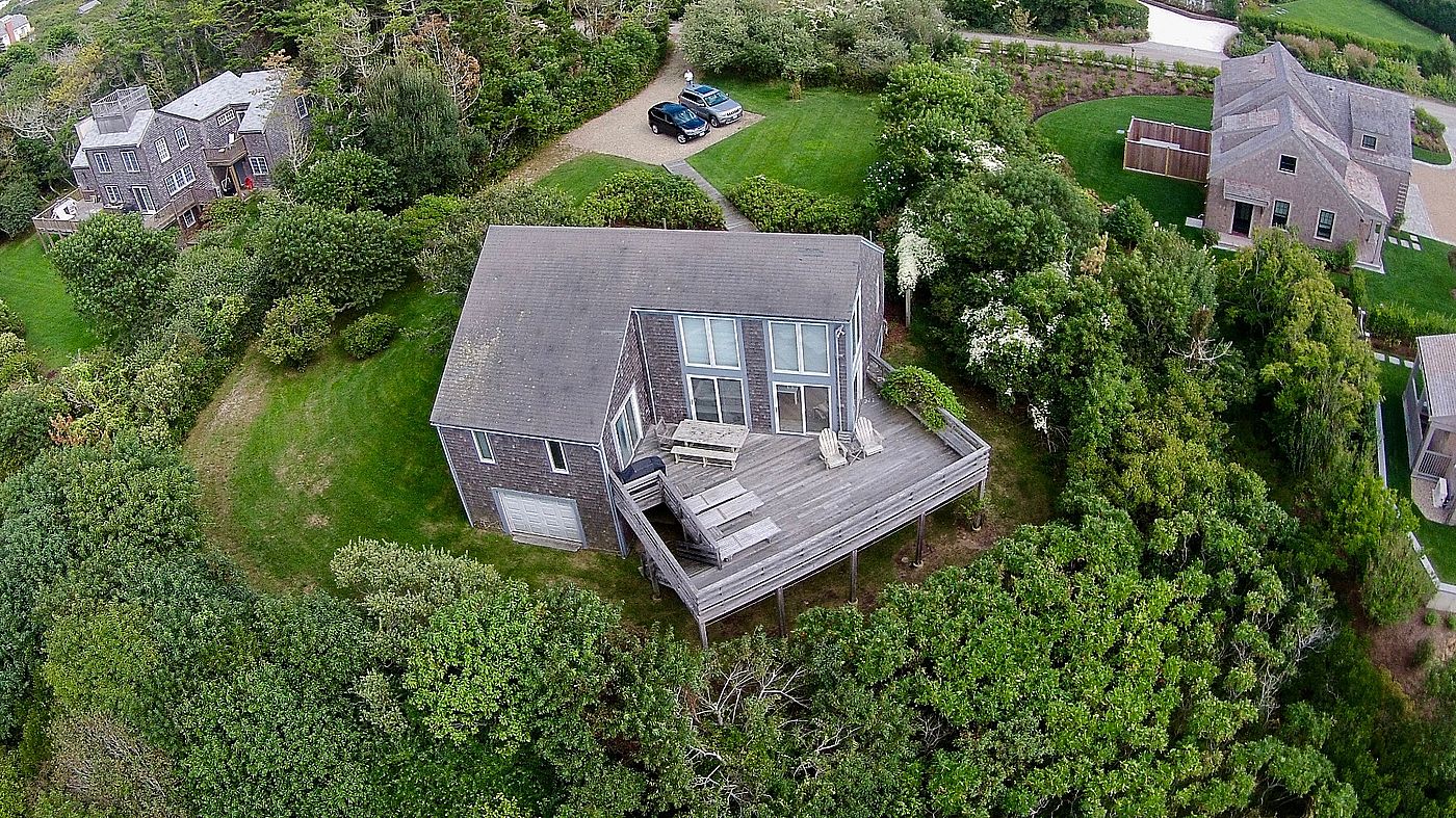 17 Starbuck Road Nantucket MA