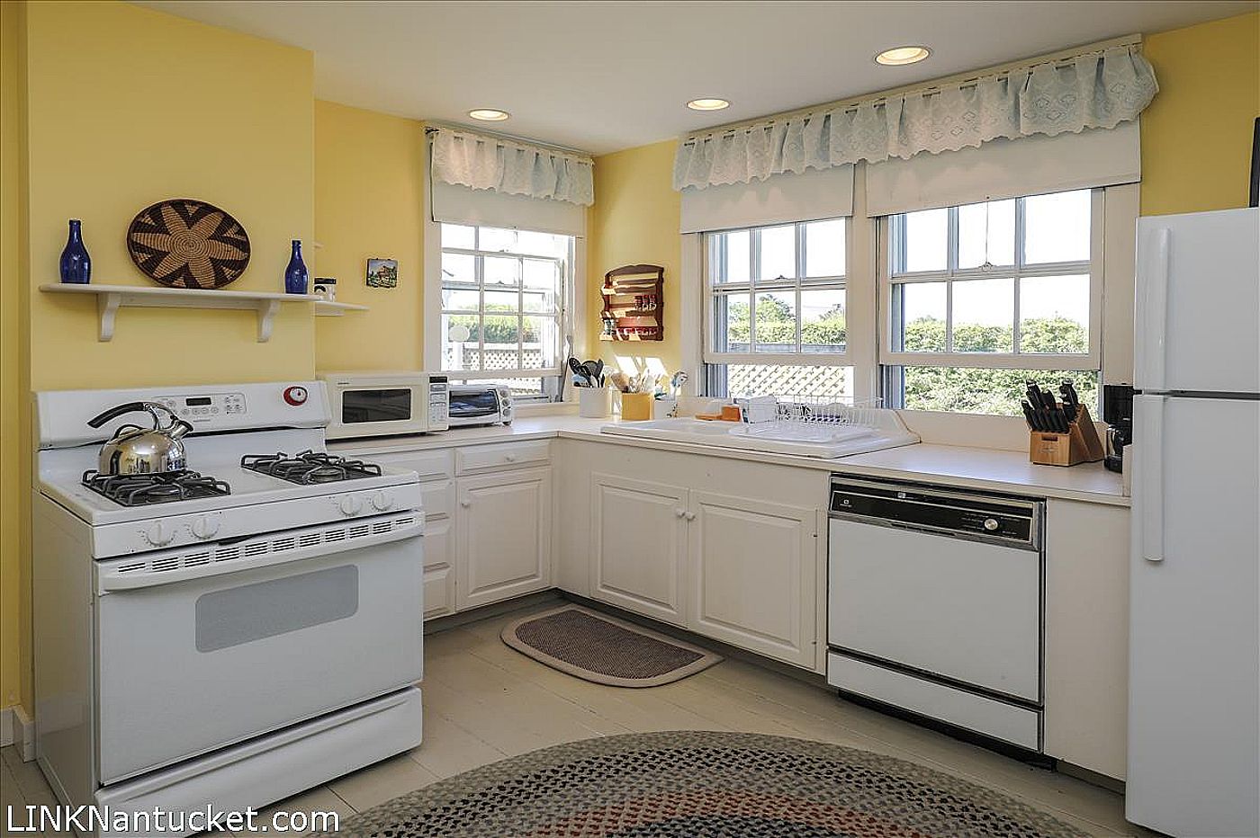 46 Monomoy Road Nantucket MA