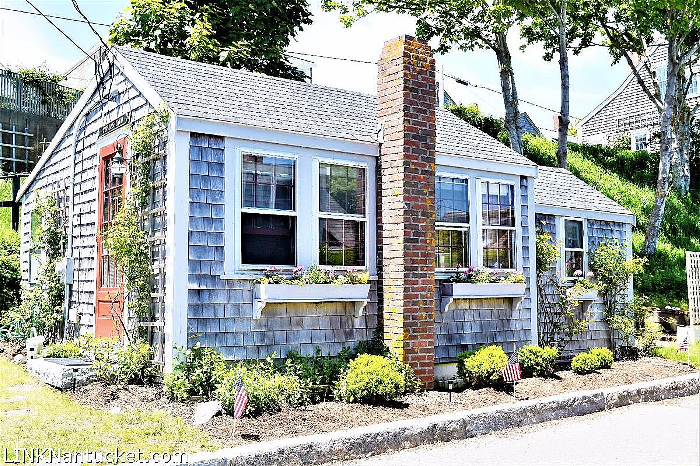 8 Bank Street Nantucket MA