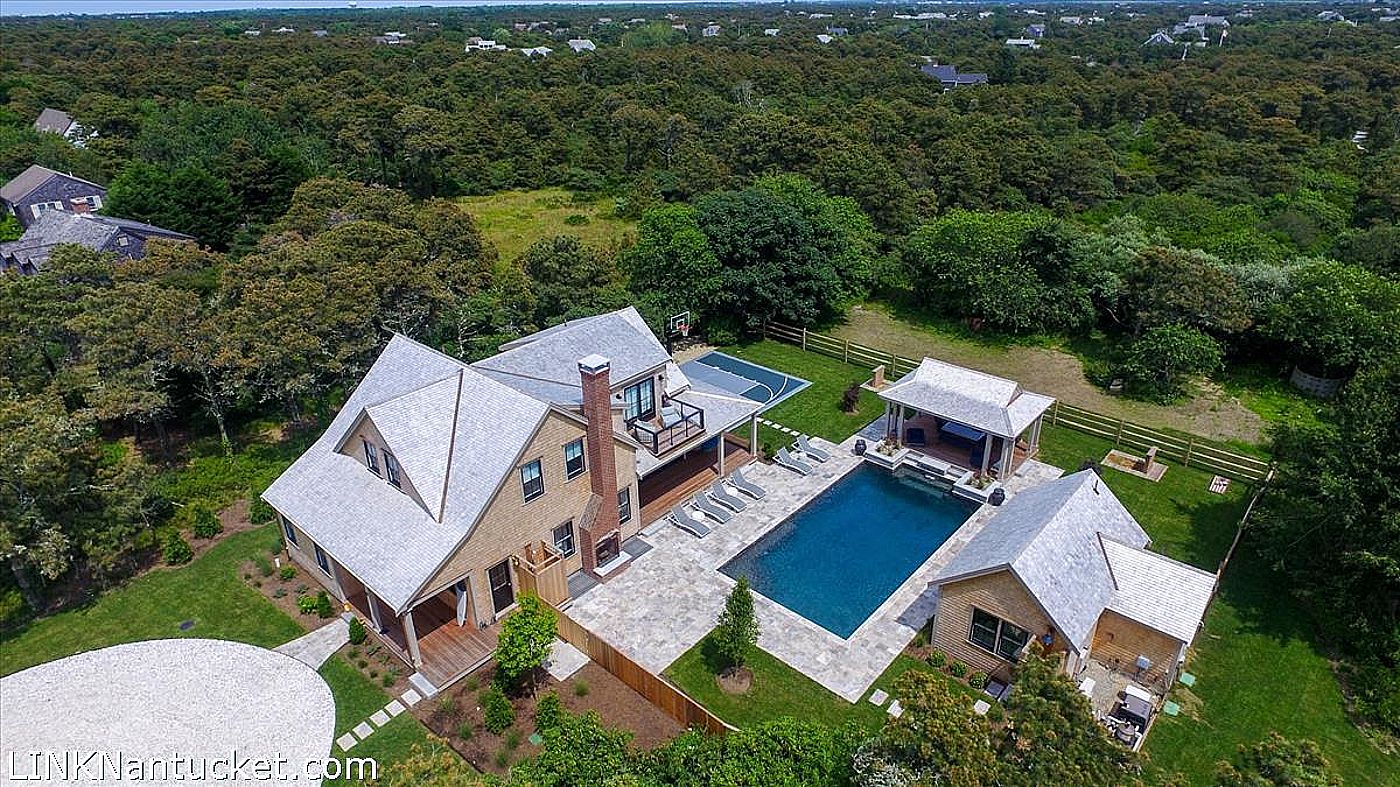 14 Field Avenue Nantucket MA