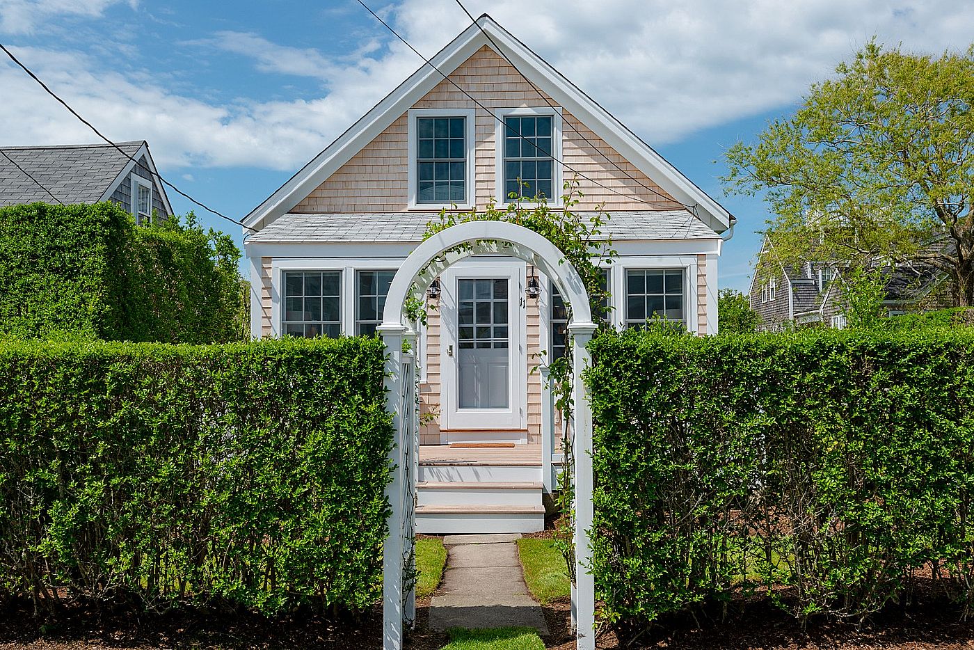 11 East Lincoln Avenue Nantucket MA